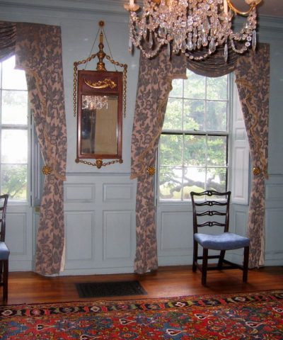 12-4-hhp-loring-greenough-avv-drawing-room1