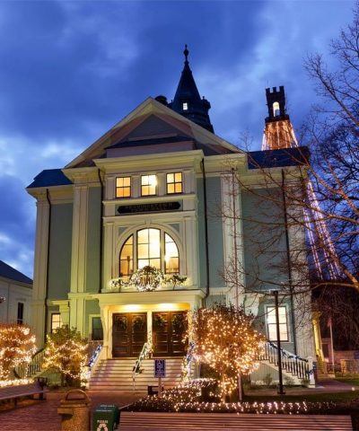provincetown-town-hall-by-paul-cezanne