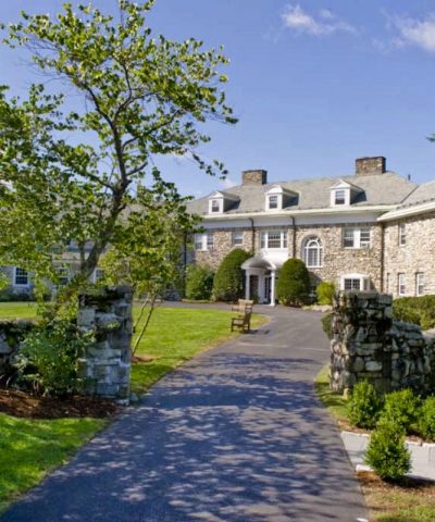 theconnorscenterfronthouse_001